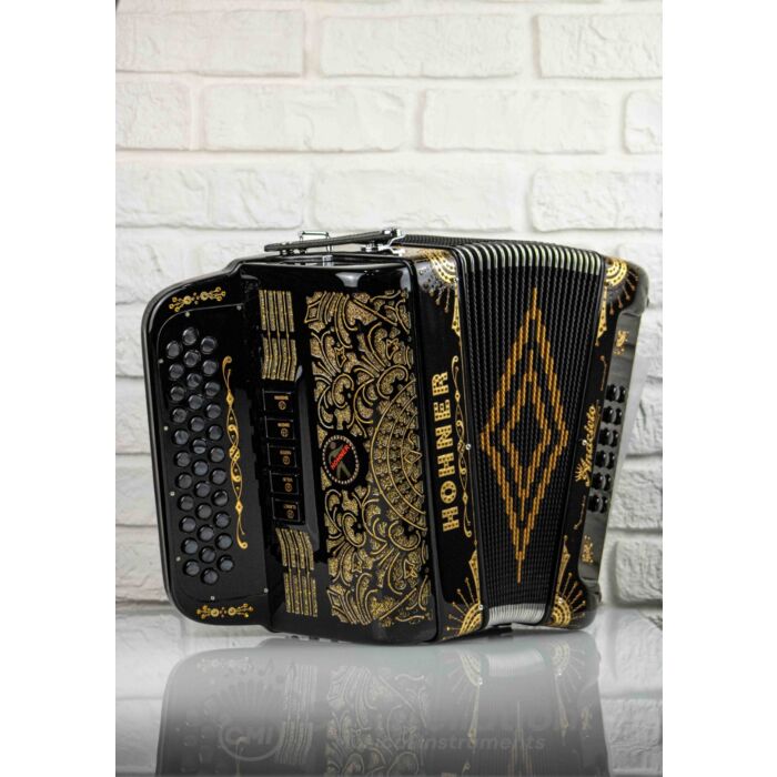 Hohner Anacleto Rey Del Norte 5 Switch Accordion - Black Celluloide