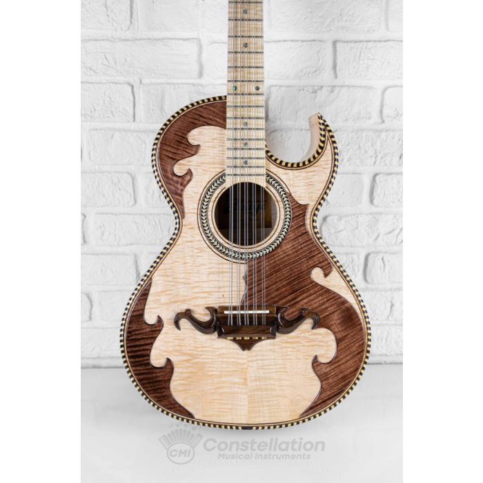 E.Pasaye Bajo Quinto M1 Maple Single Cutaway Natural with SKB Hard Case and Pick-up