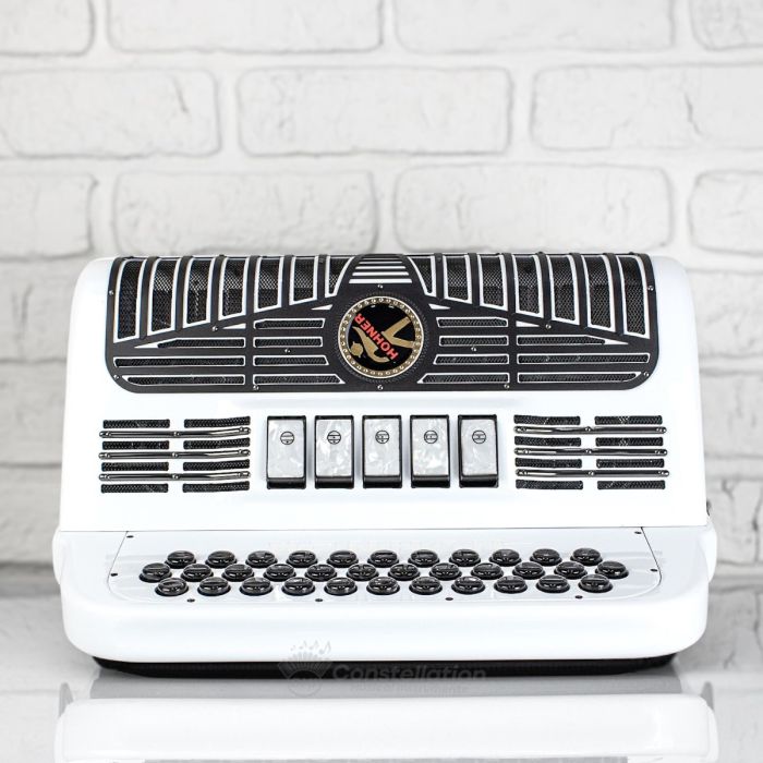 Hohner Anacleto WHII White Hawk - 5 Switch - Compact Size